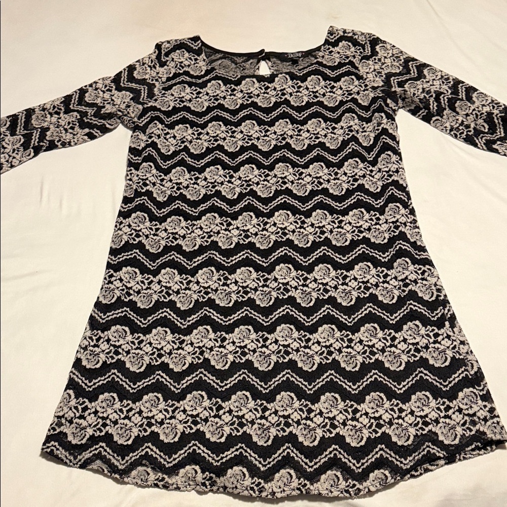 BeBop Black and White Long Sleeve Dress